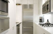 Планировка вытянутой кухни (9 кв метров)